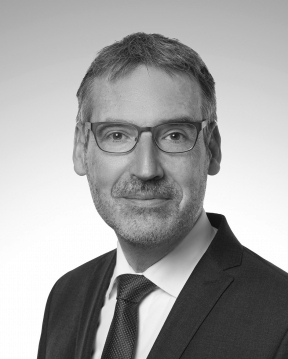 Dr. Tobias Beljean