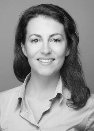 Dr. Charlotte Traeger