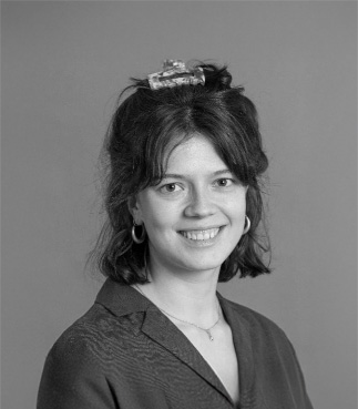  Nina Flügel